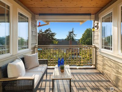 600 Bell Street #302