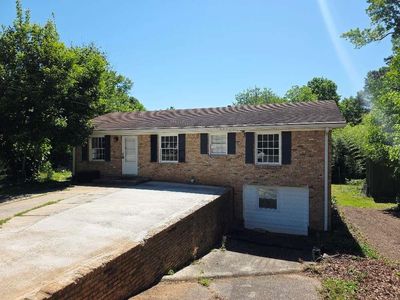 Property at 3119 Nursery Rd SE, Smyrna, GA