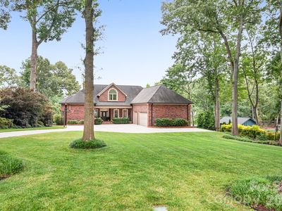 7980 Holly Ct