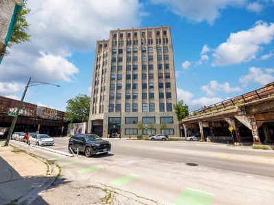 1550 S Blue Island Ave Unit 613