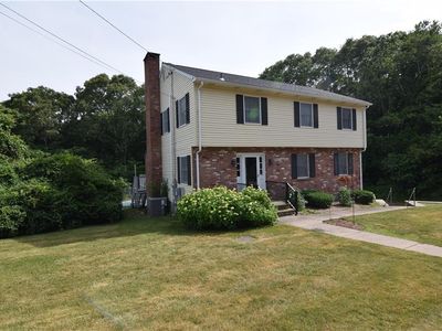 Property at 8 Pequot Ave, Westerly, RI