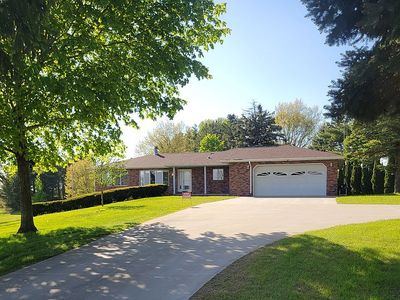 1639 Baxter Ave