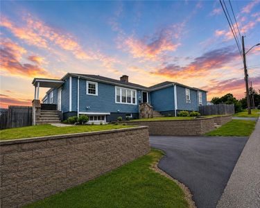44 Pavilion Ave