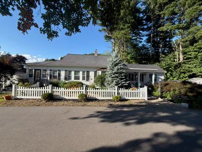 16 Davis Park