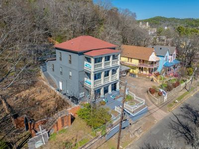 224 Court St