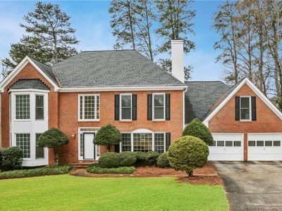 871 Chestnut Lake Dr NE