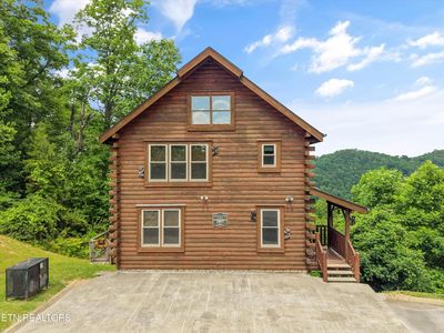 2803 White Oak Ridge Ln