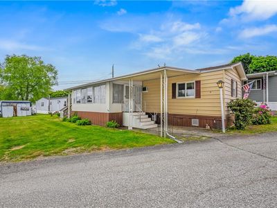 8 Thrid St
