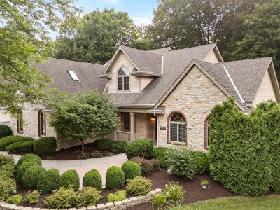 W147N9955 Emerald LANE