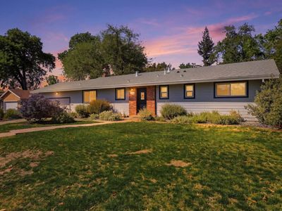 8859 Mohawk Way