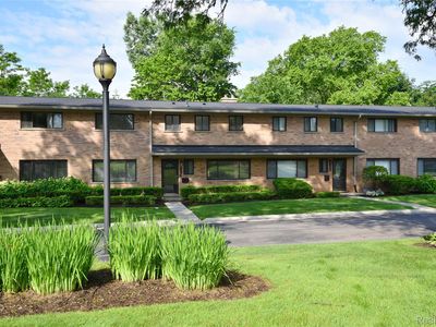 Property at 142 E Hickory Grove Rd #3, Bloomfield Hills, MI