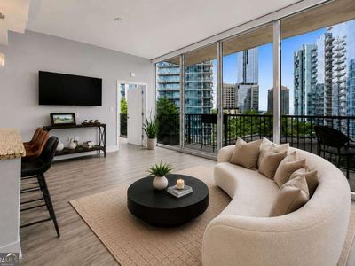1080 Peachtree St NE Unit 1012