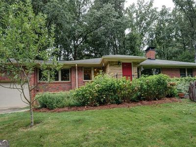 416 W Parkwood Rd