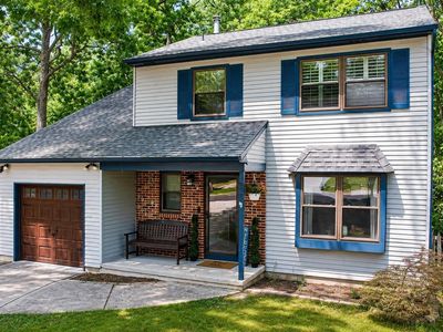 555 Holly Brook Rd