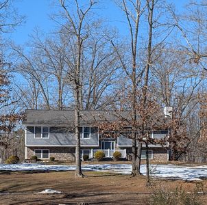 206 Christopher Dr