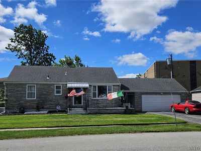 11 Loretto Dr