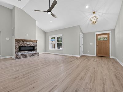 109 Spring Hill Rd