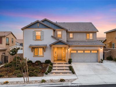 5562 Royal Oaks Way
