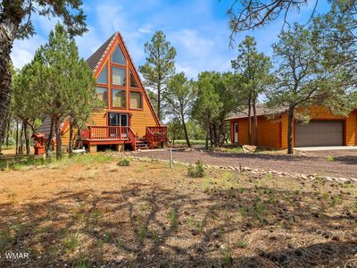 2290 Thunderbird Way
