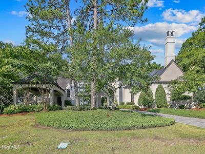 1128 Longleaf Drive