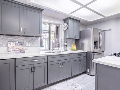 11965 Terra Bella St UNIT 8