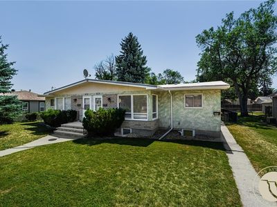 926-926.5 Custer Ave #928
