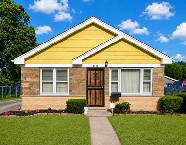 1333 Burnham Ave