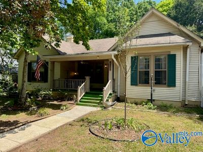 207 East St