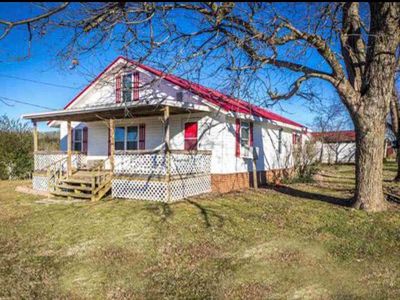 1050 Long Branch Rd