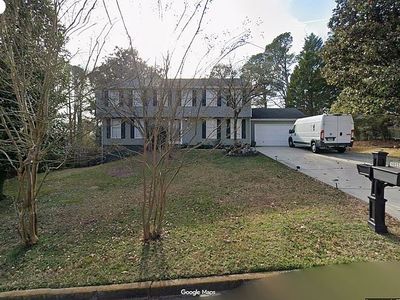 9805 N Pond Cir