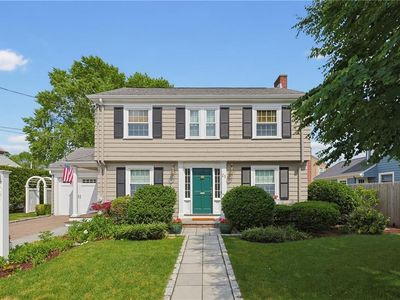 25 Tryon Ave