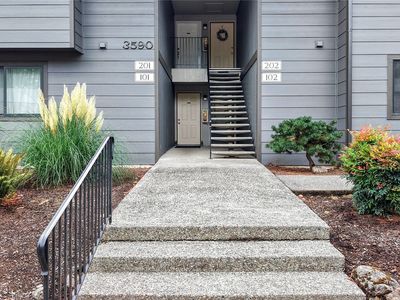 3590 Narrows View Lane NE #102
