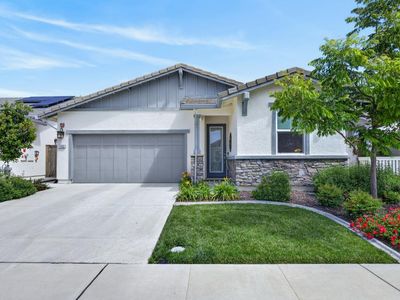1452 Carson River Loop