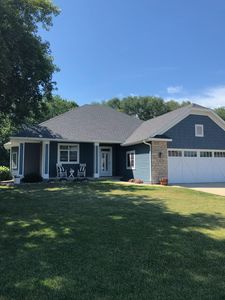 645 Lancaster Blvd