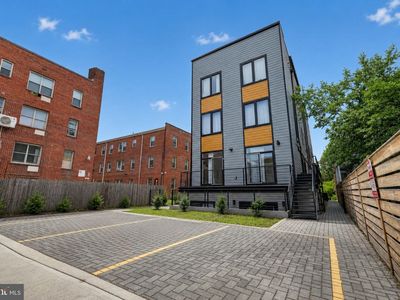 1307 Longfellow St NW #8