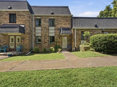 Property at 258 Lake Chateau Dr, Hermitage, TN