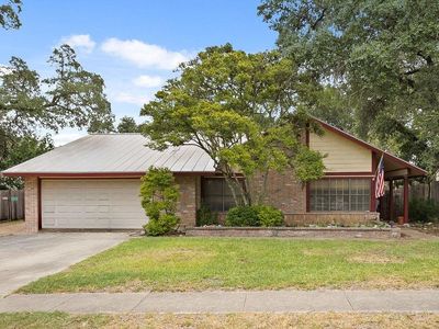 8538 Marathon Dr