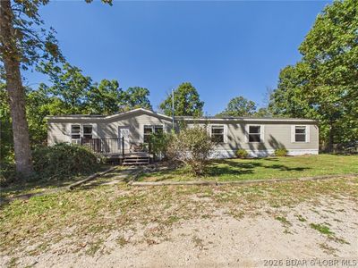 27204 Cathy Dr