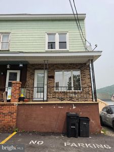 333 Pine St