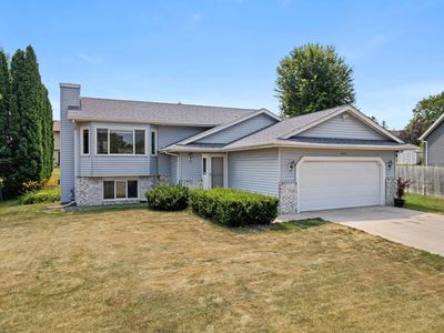 5464 Golfview Cir N