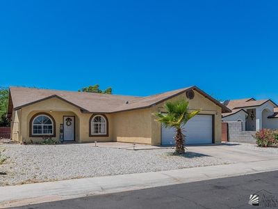 1603 E Kennedy Ln