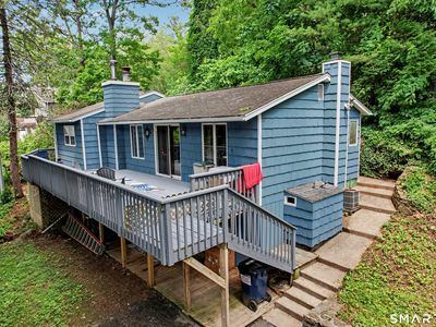 25 Maple Drive
