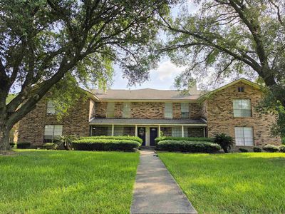 8180 Willow Bend Dr