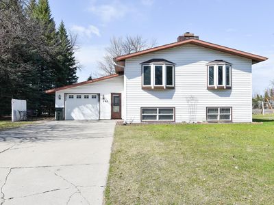 Property at 245 E Pleasant Ave, Warren, MN