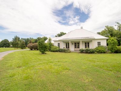 1063 River Rd