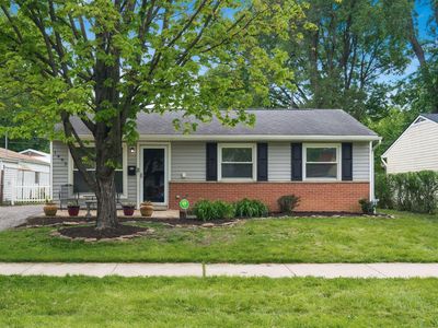 1492 Burlington Ave