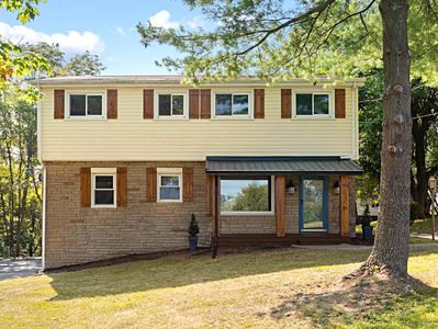 1090 Betty Zane Rd.