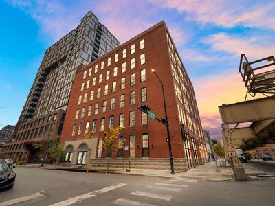 1101 W Lake St Ste 3C
