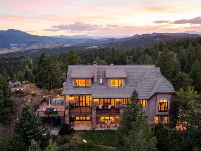2717 Bison Dr