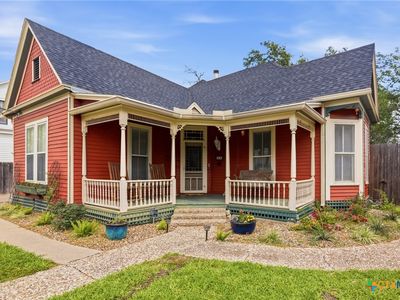 306 W Stayton Ave